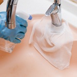 ガンコ汚れを諦めていませんか？キッチンシンクの掃除方法