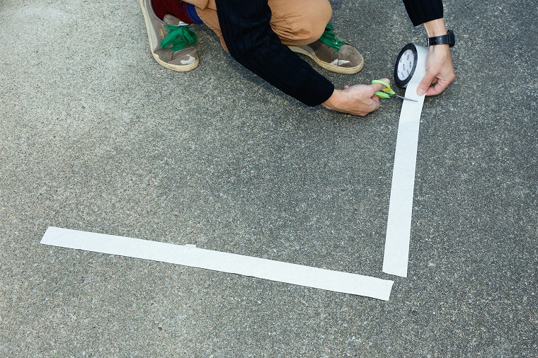 両面テープを貼る