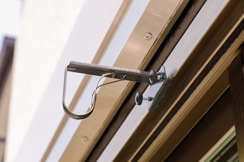 すだれハンガーの取り付けイメージ