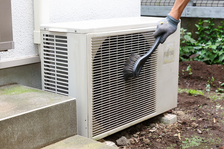 室外機の掃除