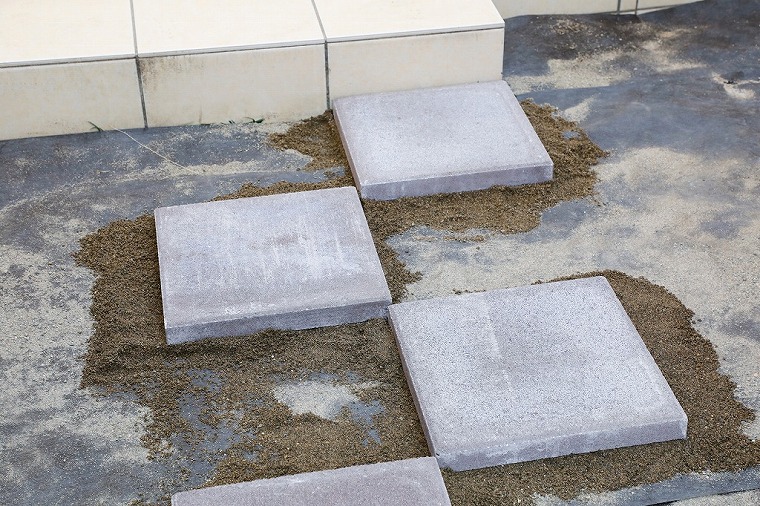 残りの平板を設置 2