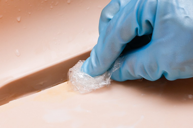 ラップたわしで掃除