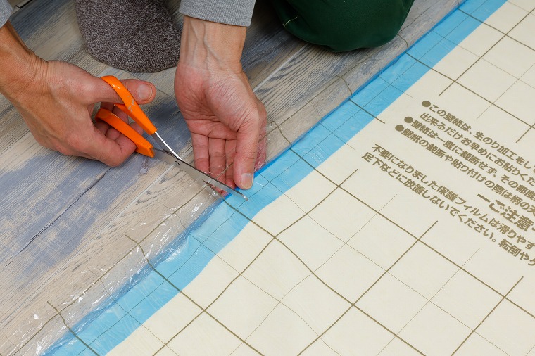 壁紙をカットする